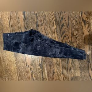 Lululemon align size 10 camo watercolor print